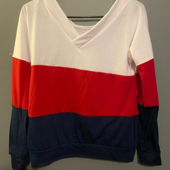 Red White & Blue Small V-Neck Sweater in Excellent Condition - Picture 1 of 2